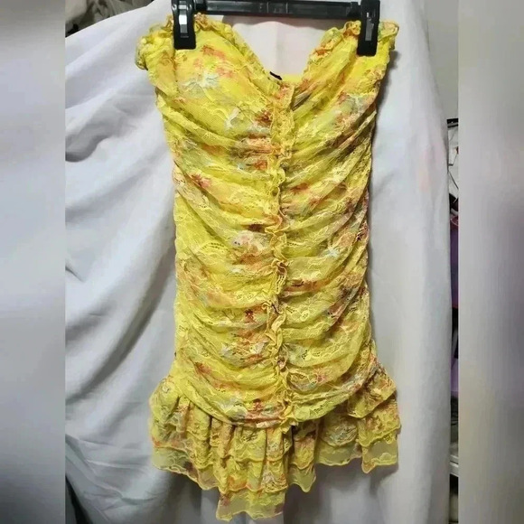 💥F21 yellow scrunched dress - Picture 1 of 9